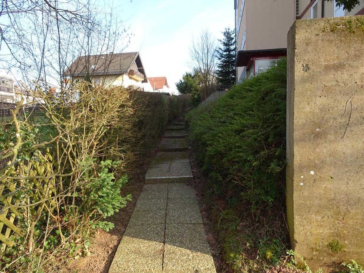 Hotel-Pension Schlossgarten Trippstadt エクステリア 写真